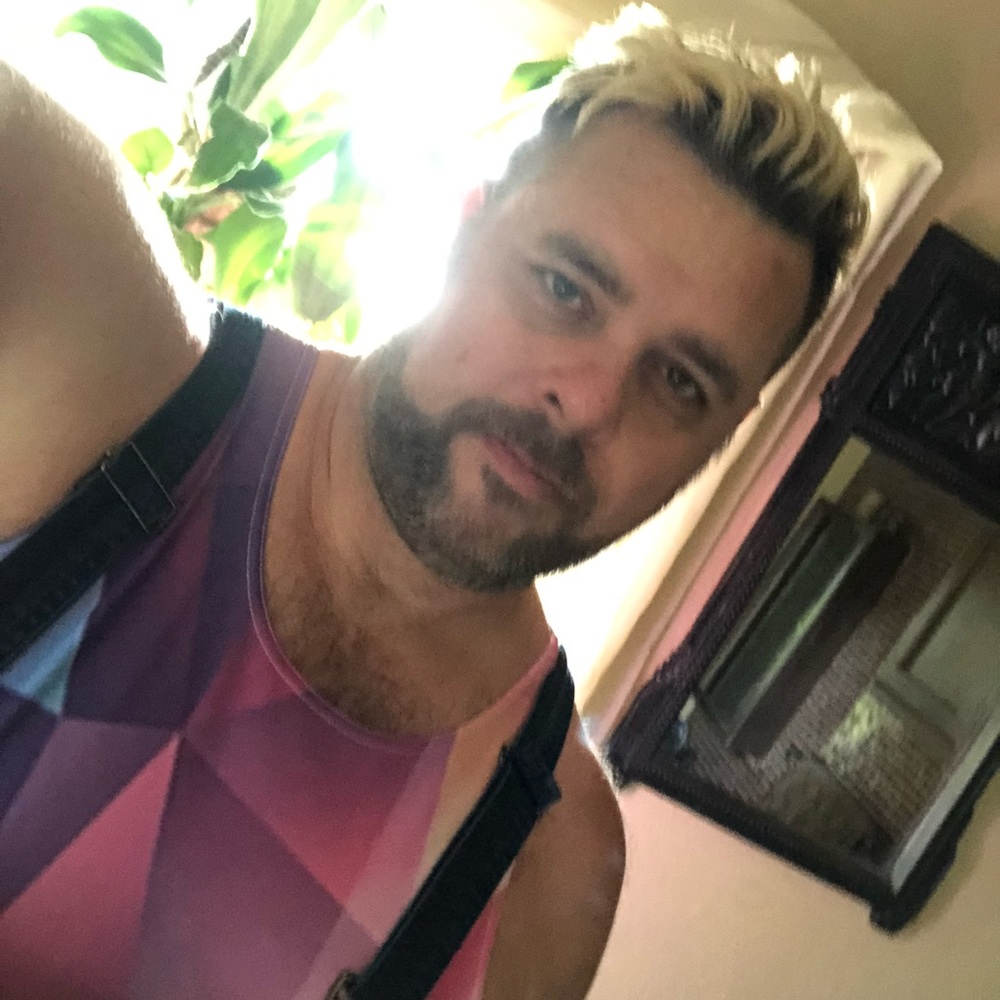 Meet your Posher, Jason